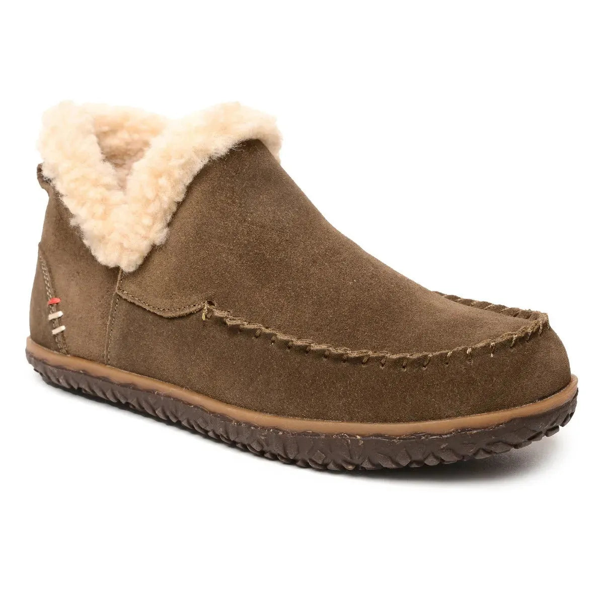 Minnetonka Women's Pile-Lined Wide Brown Moccasins