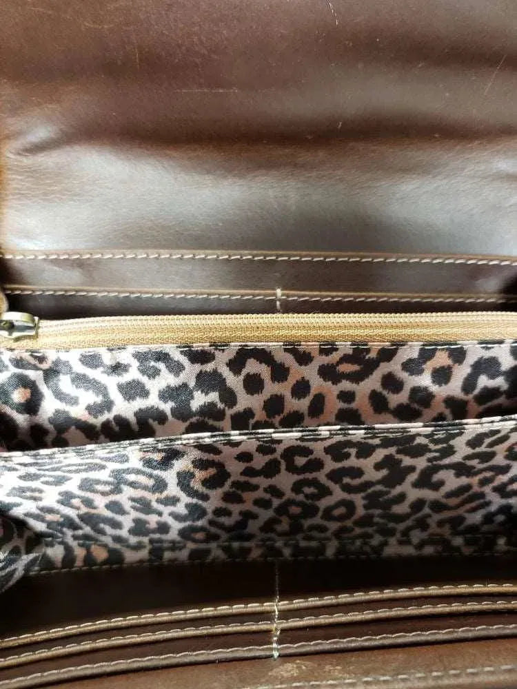 Ariat Womens Leopard Print Bristol Flip Over Wallet