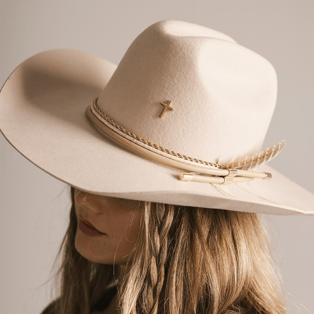 files/Fedoras_6a3b6103-129a-47ee-8afc-21645fe834b5.png