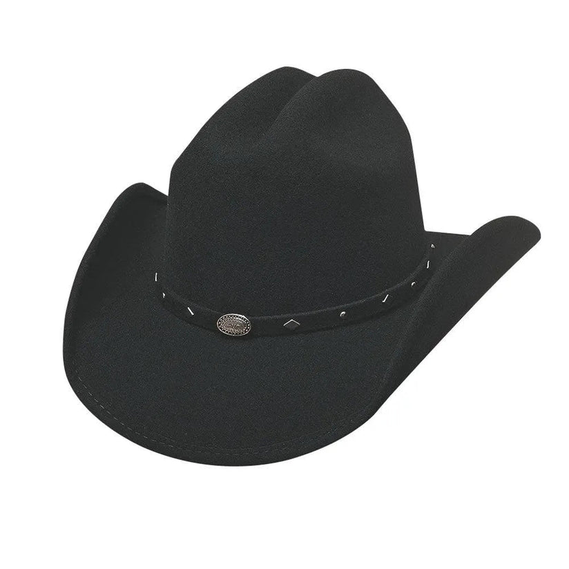 La Donna In Un Grande Cappello Del Cowboy Sul Ranch Fotografia Stock